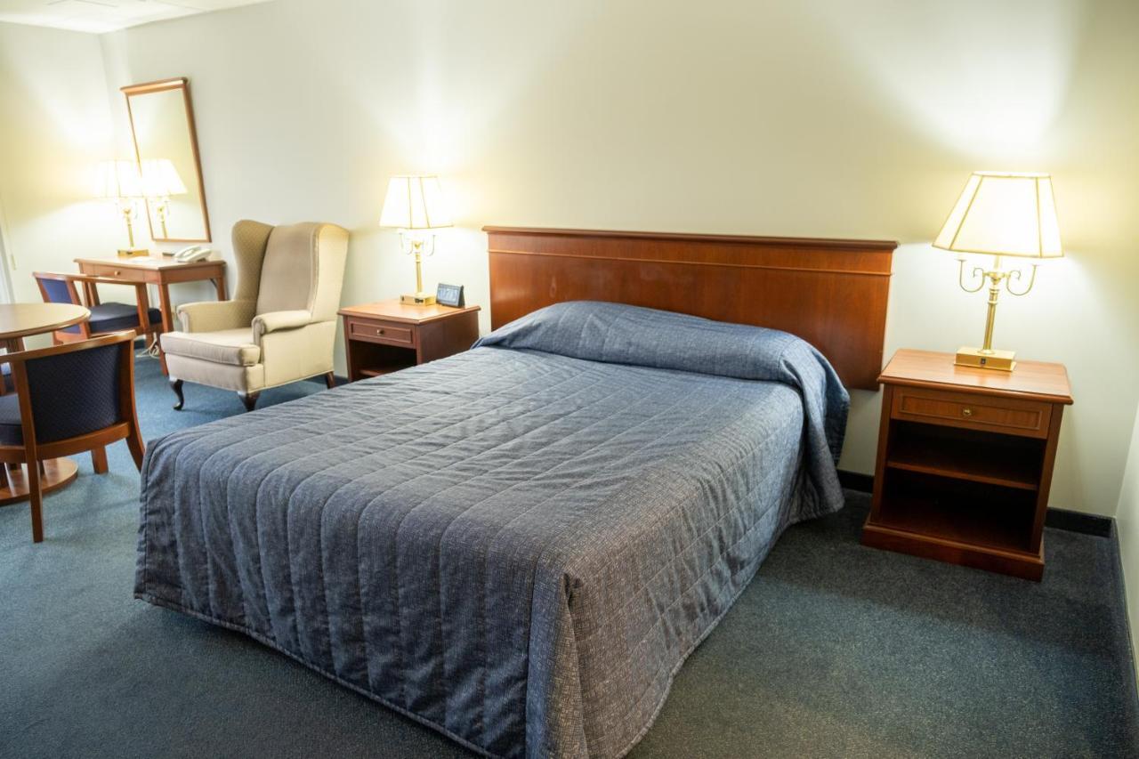 Hotel Motel Le Voyageur Saint-Georges Εξωτερικό φωτογραφία