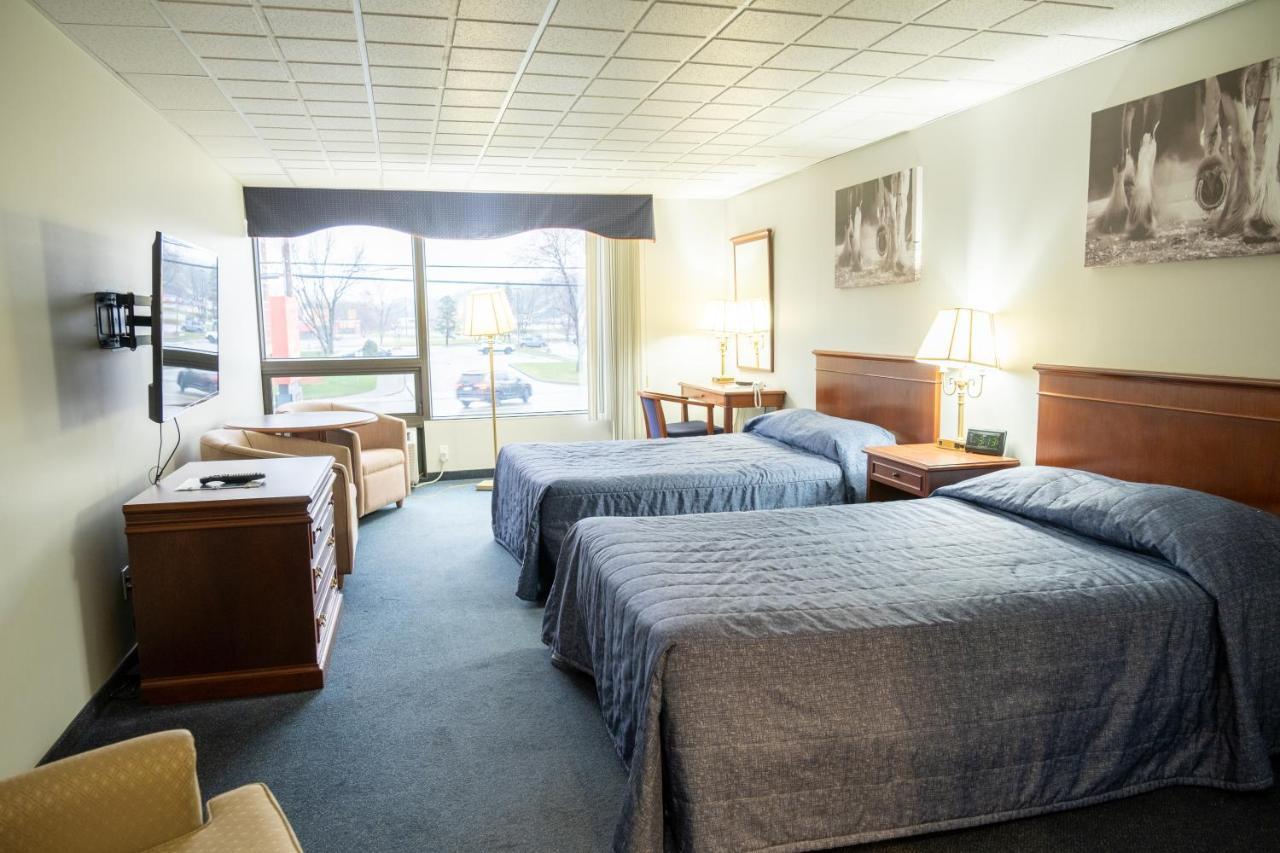 Hotel Motel Le Voyageur Saint-Georges Εξωτερικό φωτογραφία