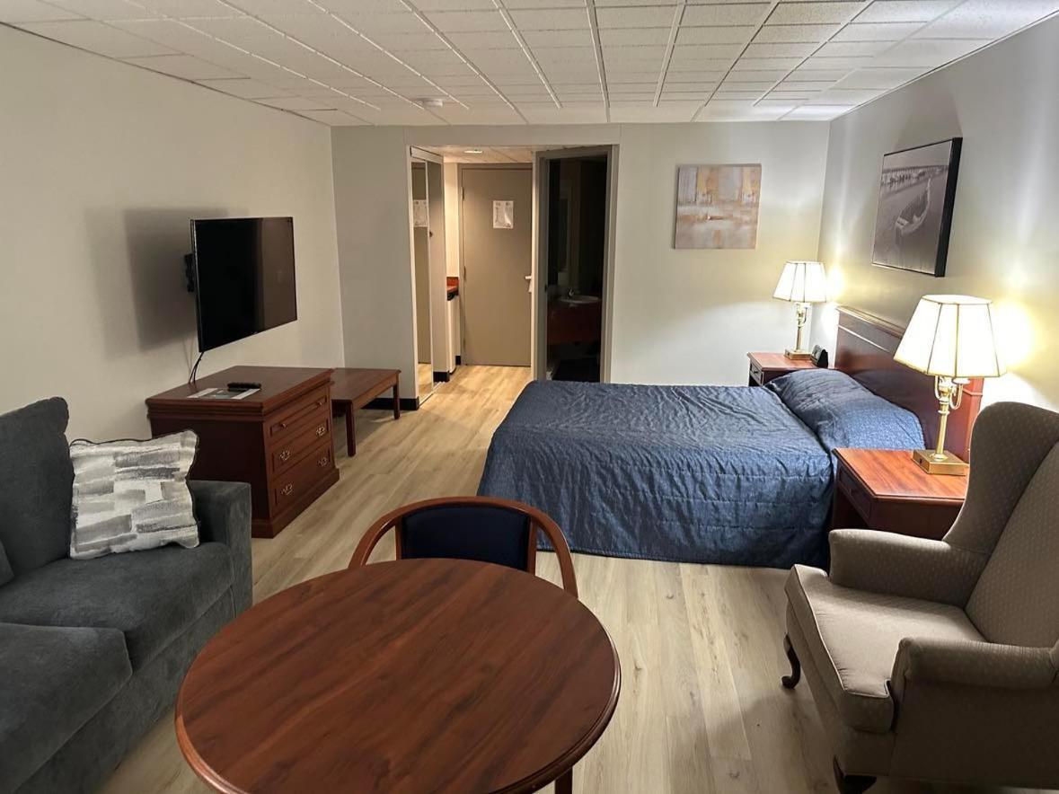 Hotel Motel Le Voyageur Saint-Georges Εξωτερικό φωτογραφία