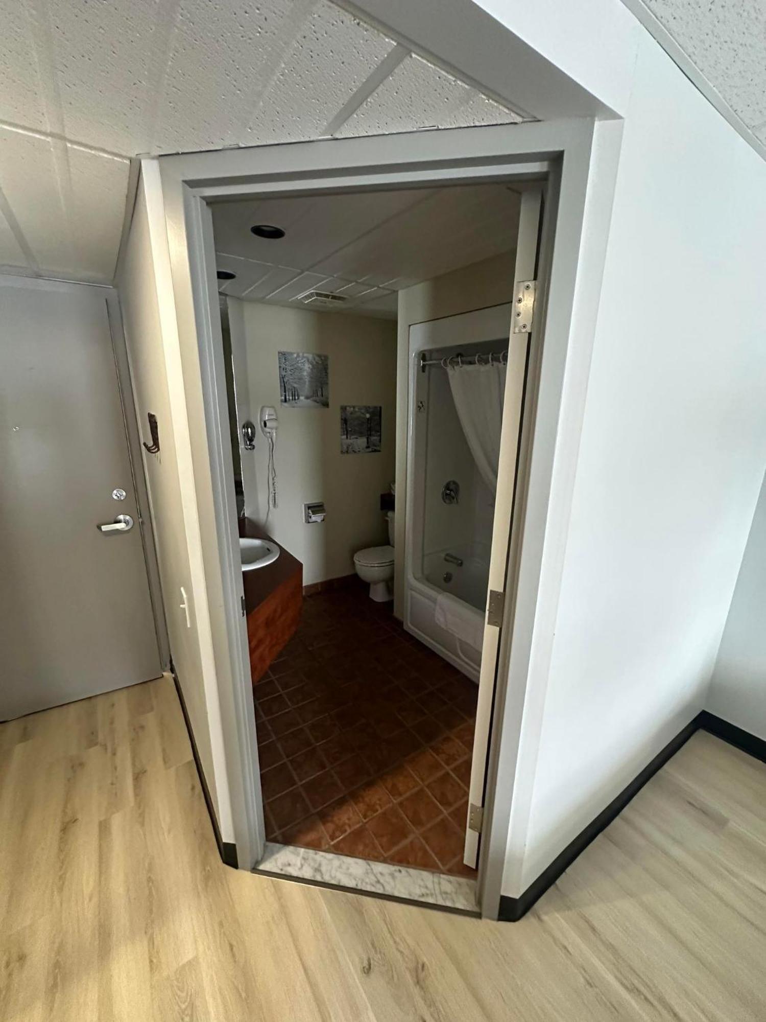 Hotel Motel Le Voyageur Saint-Georges Εξωτερικό φωτογραφία