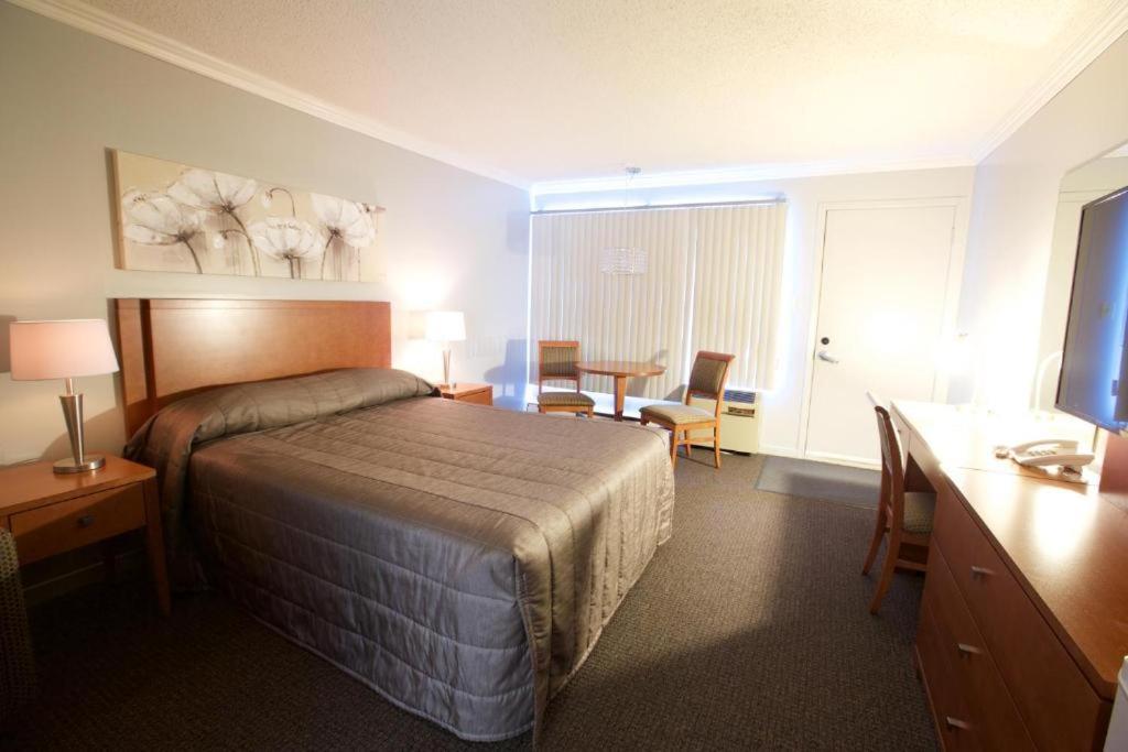 Hotel Motel Le Voyageur Saint-Georges Εξωτερικό φωτογραφία